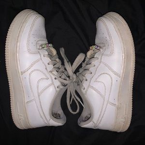 white nike air force 1s